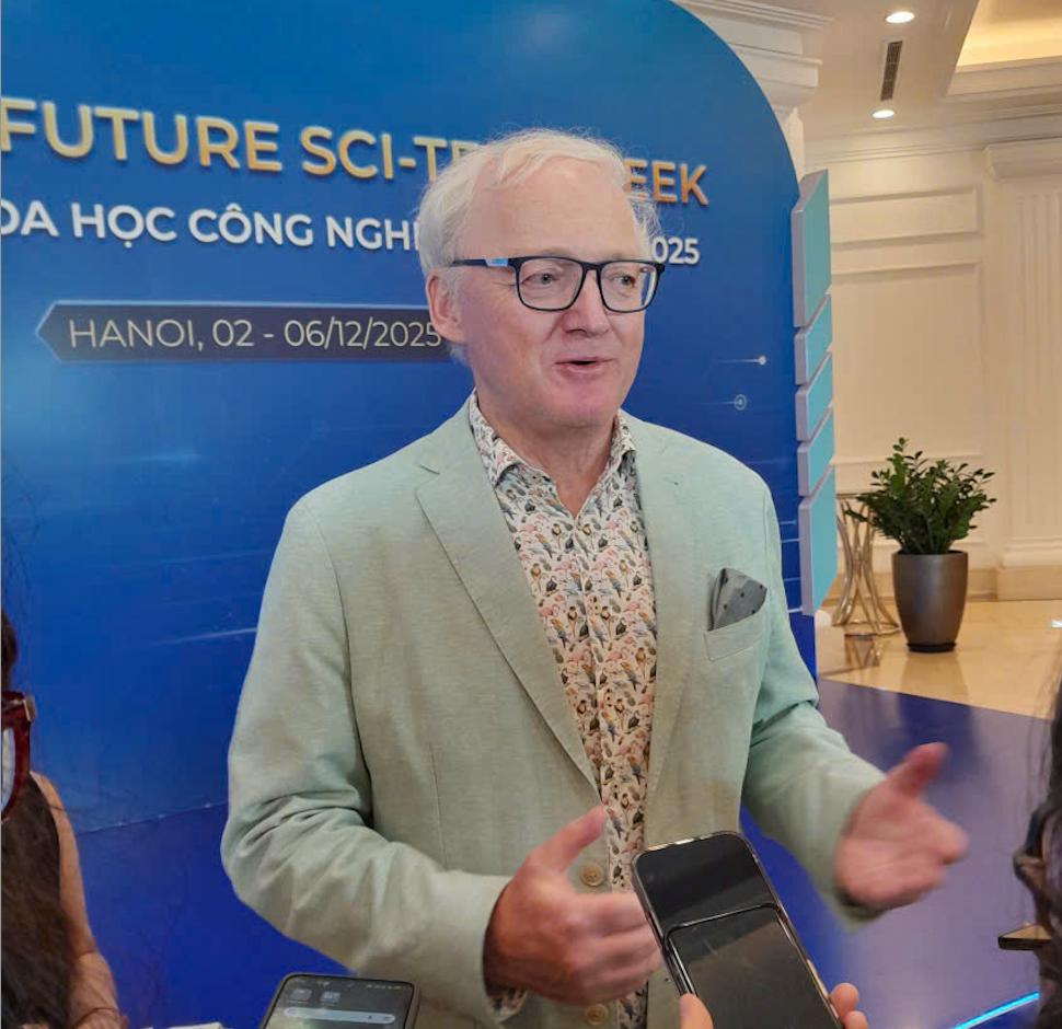 Ảnh màn hình 2025-12-03 lúc 10.03.20