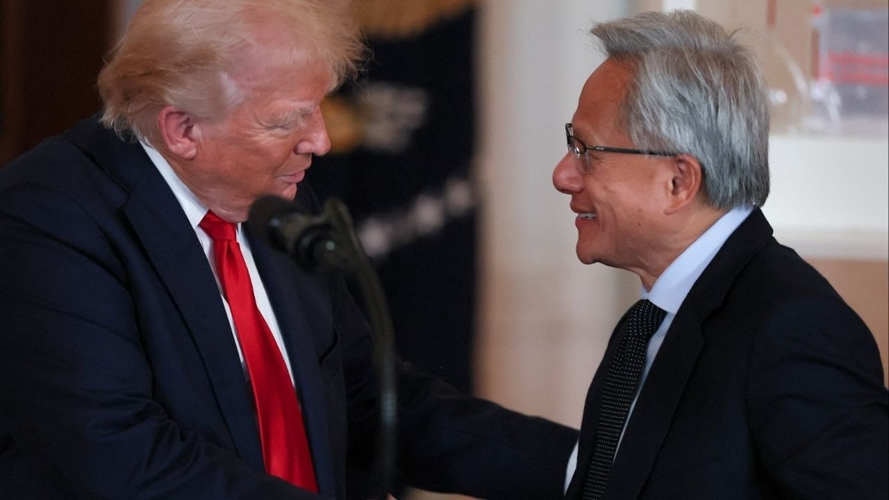 Thấy gì sau cuộc gặp Trump - Huang bàn về hạn chế xuất khẩu chip? 