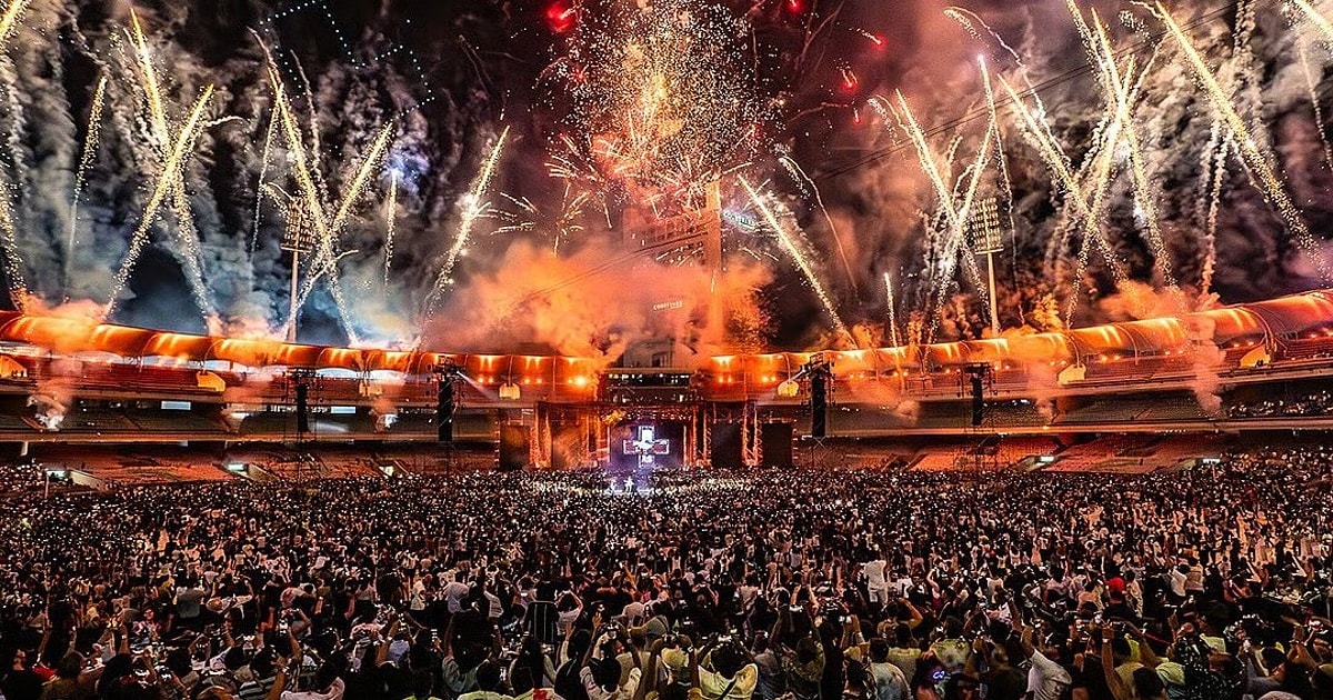 comment-below-your-favourite-concert-.jpg