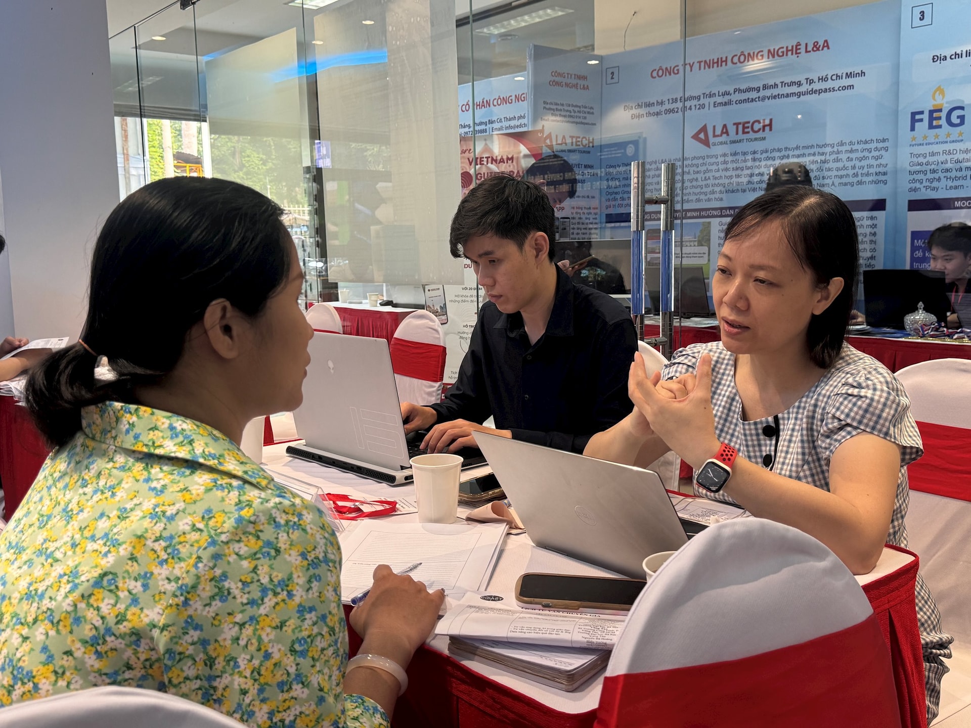 Doanh nghiệp công nghệ tư vấn các chuyên gia
