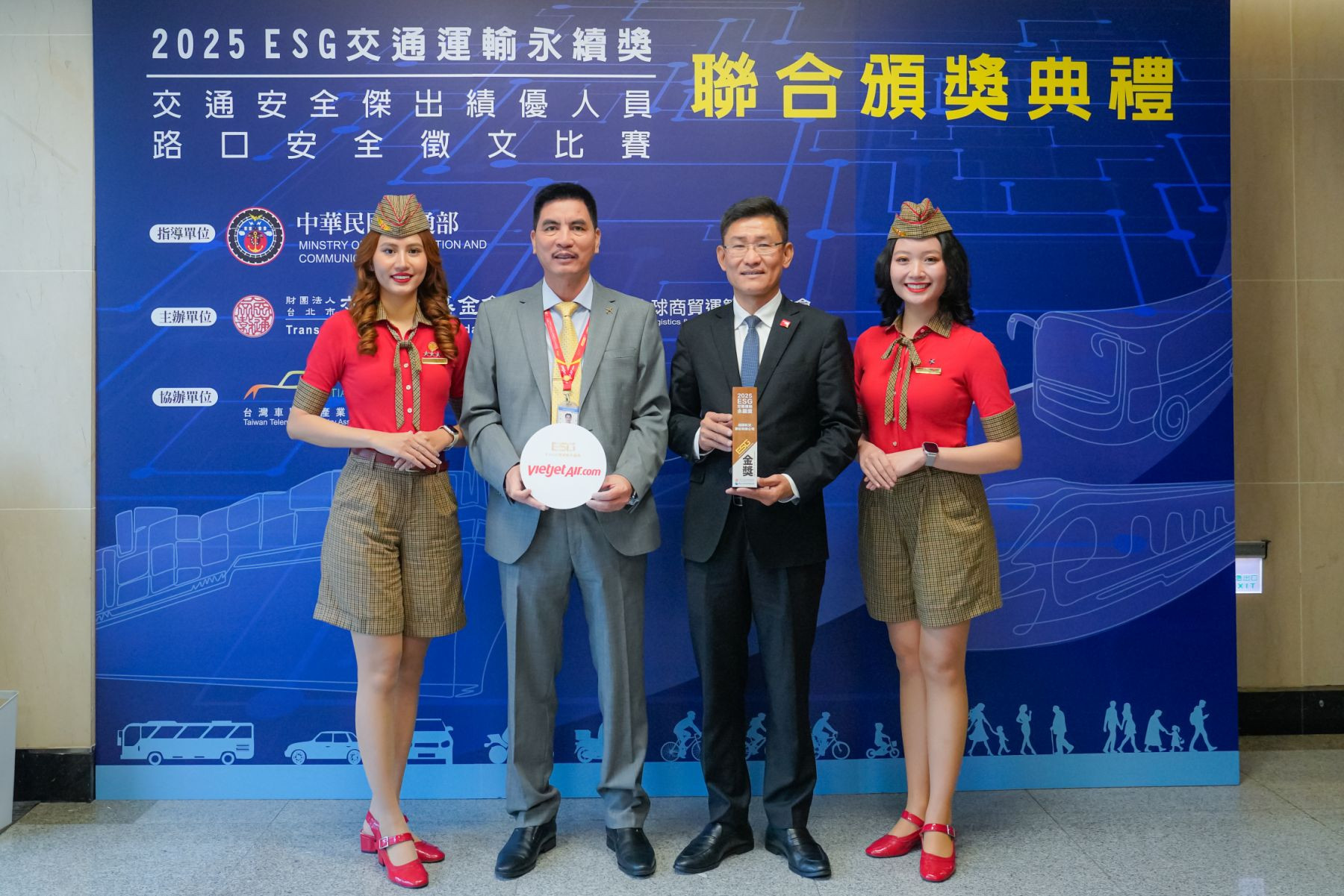 Vietjet là doanh nghiệp nước ngoài duy nhất được vinh danh tại sự kiện