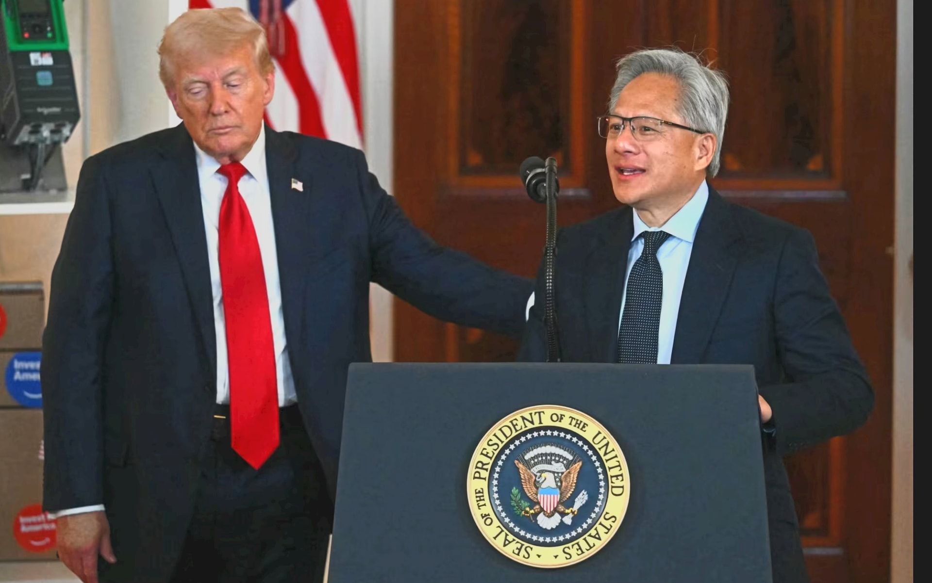 Cách CEO Nvidia chinh phục ông Trump dù phớt lờ lễ nhậm chức Tổng thống Mỹ 