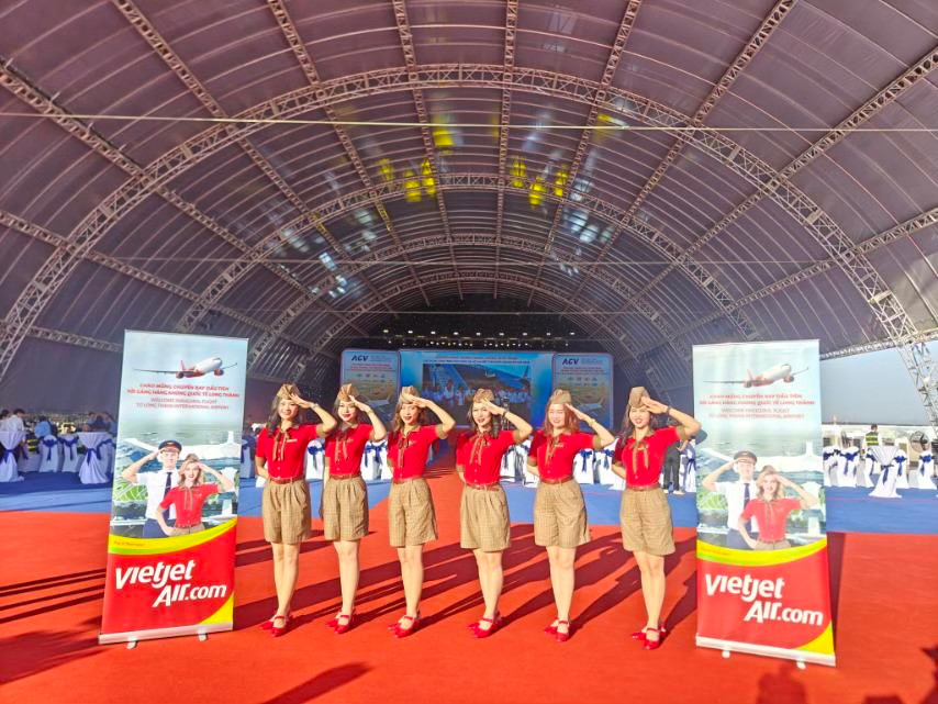 Vietjet cất nóc hangar chuẩn quốc tế, khai trương chuyến bay tới Cảng Hàng không quốc tế Long Thành 