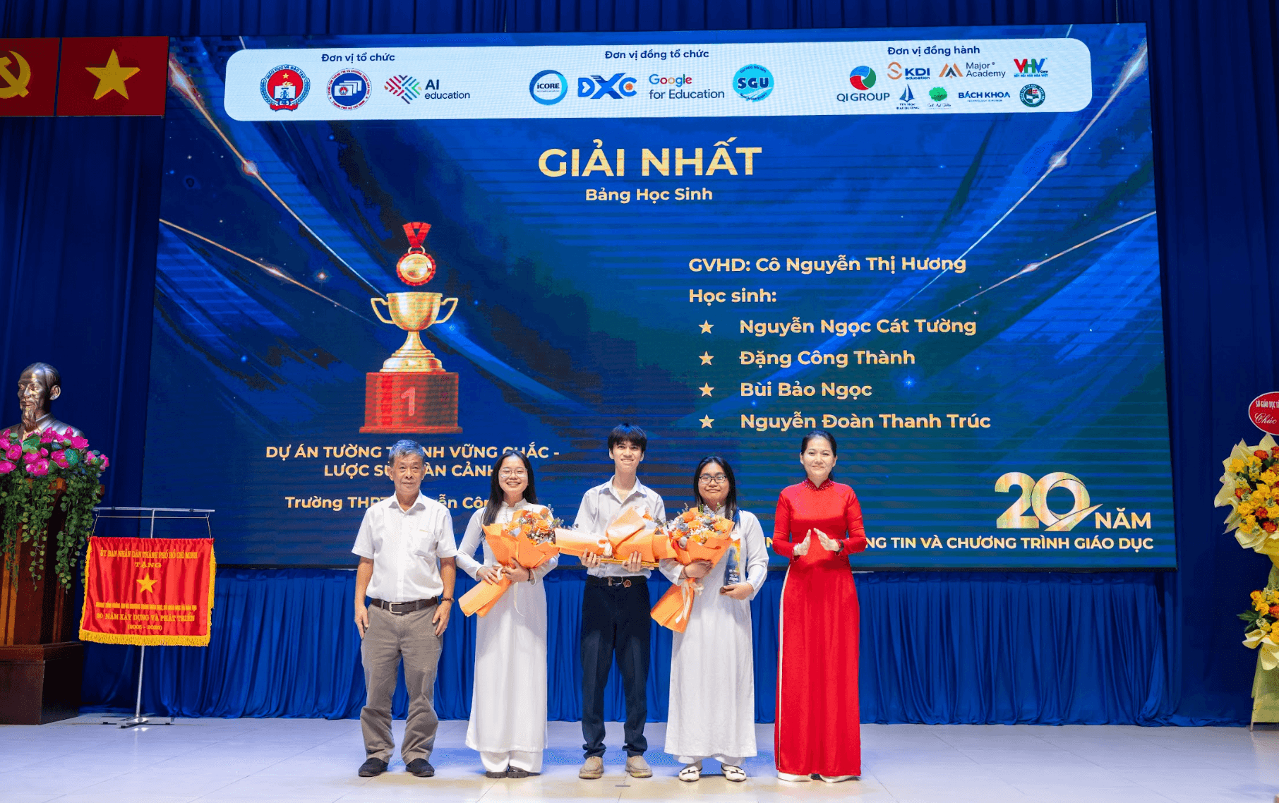 Ảnh màn hình 2025-12-21 lúc 11.51.44