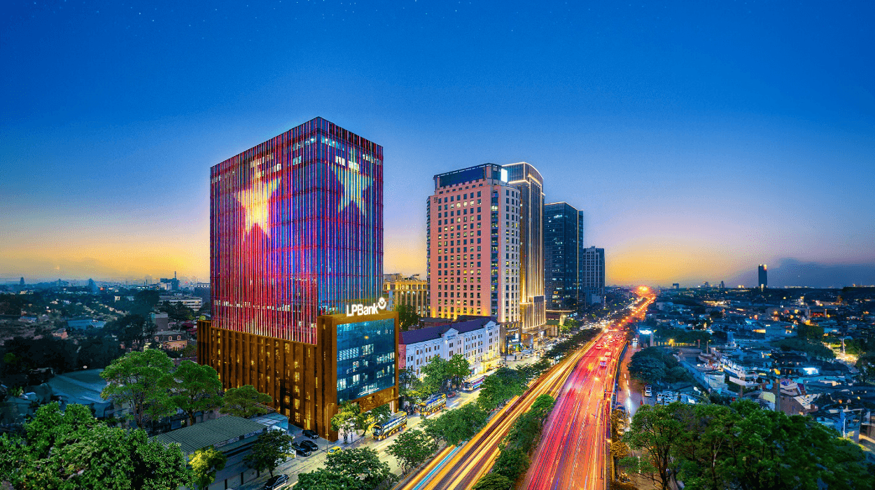 Trước thềm Đại hội đồng cổ đông bất thường, Hội đồng Quản trị Ngân hàng TMCP Lộc Phát Việt Nam (LPBank) đã tổ chức phiên họp để xem xét các nội dung liên quan đến nhân sự cấp cao.