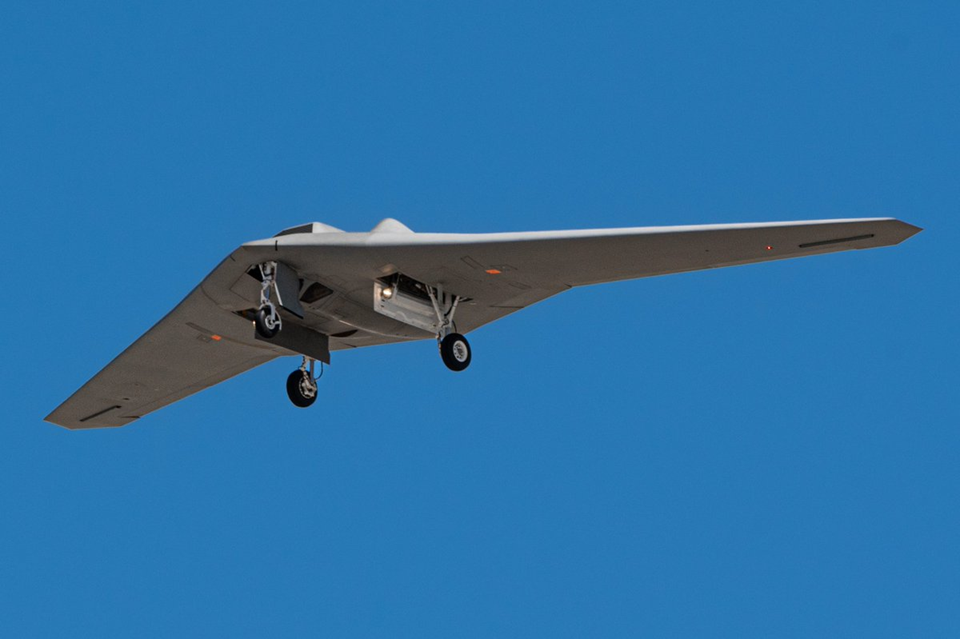 drone Mỹ 232