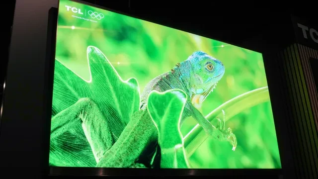 LG W6 Wallpaper mỏng 9 mm và các TV ấn tượng nhất CES 2026-0
