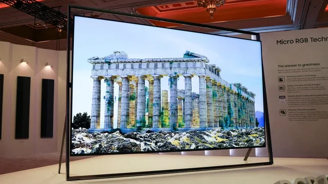 LG W6 Wallpaper mỏng 9 mm và các TV ấn tượng nhất CES 2026-2