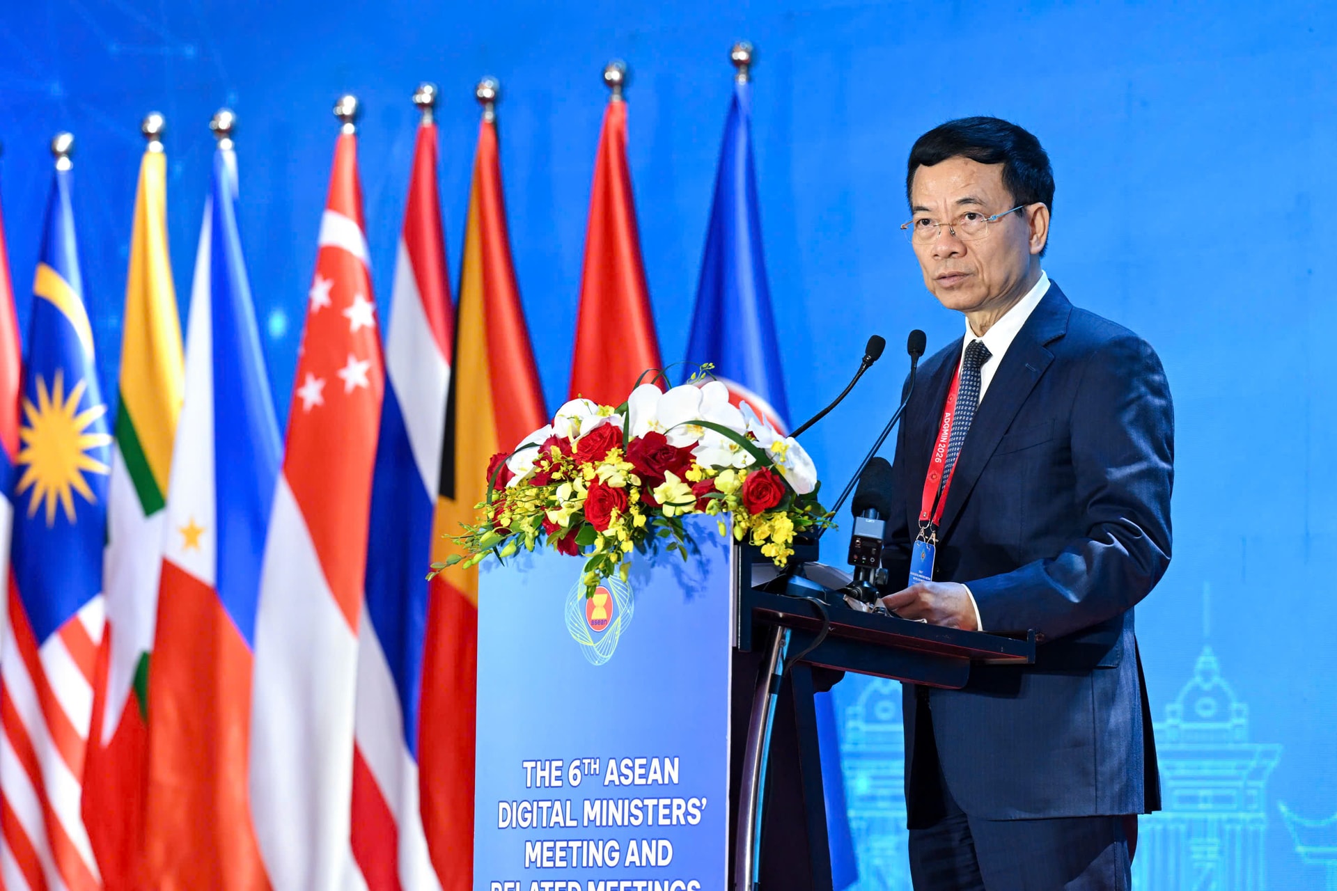 Bộ trưởng Nguyễn Mạnh Hùng: 