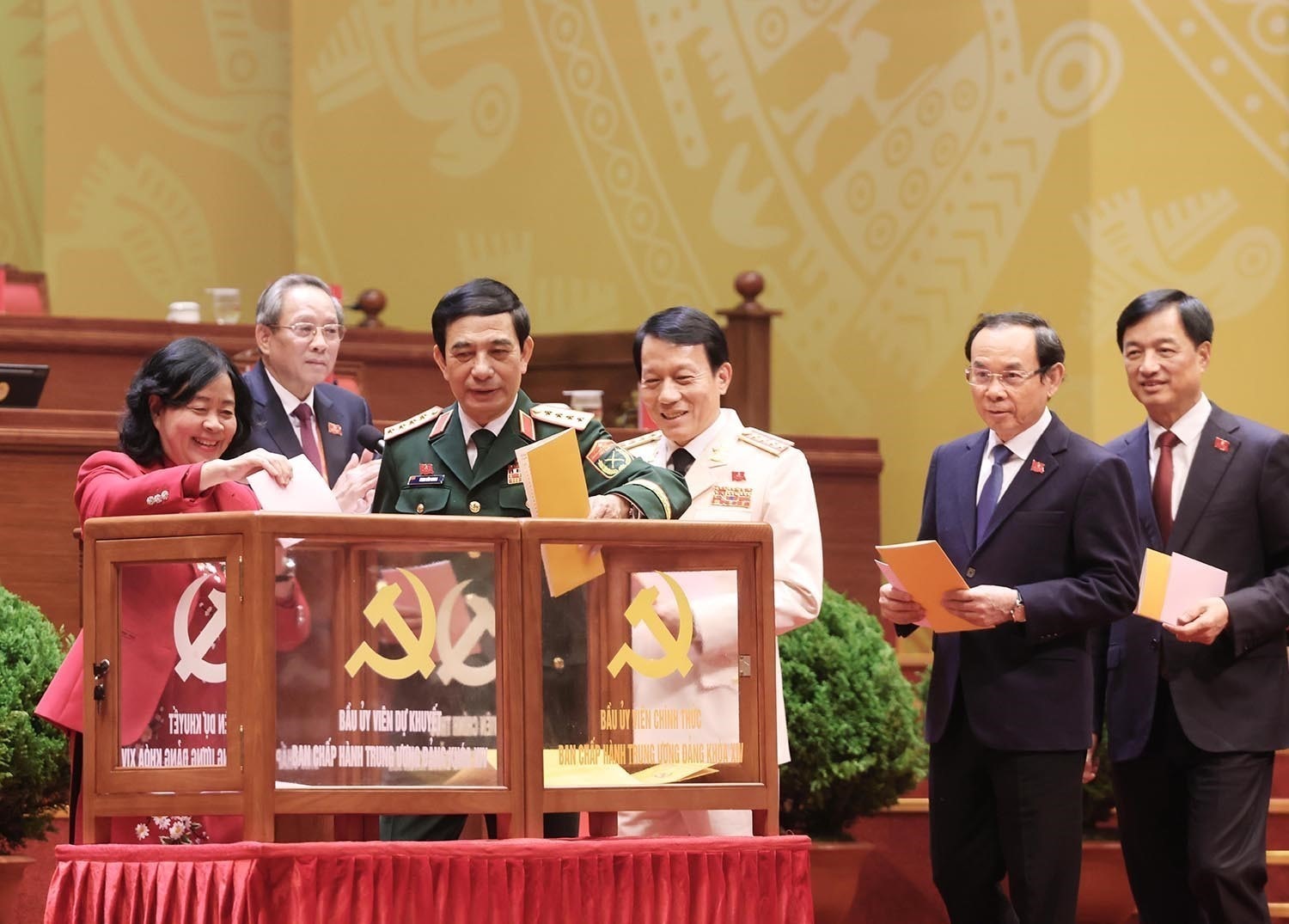 Danh sách 71 Ủy viên Trung ương Đảng khóa XIV trúng cử lần đầu 