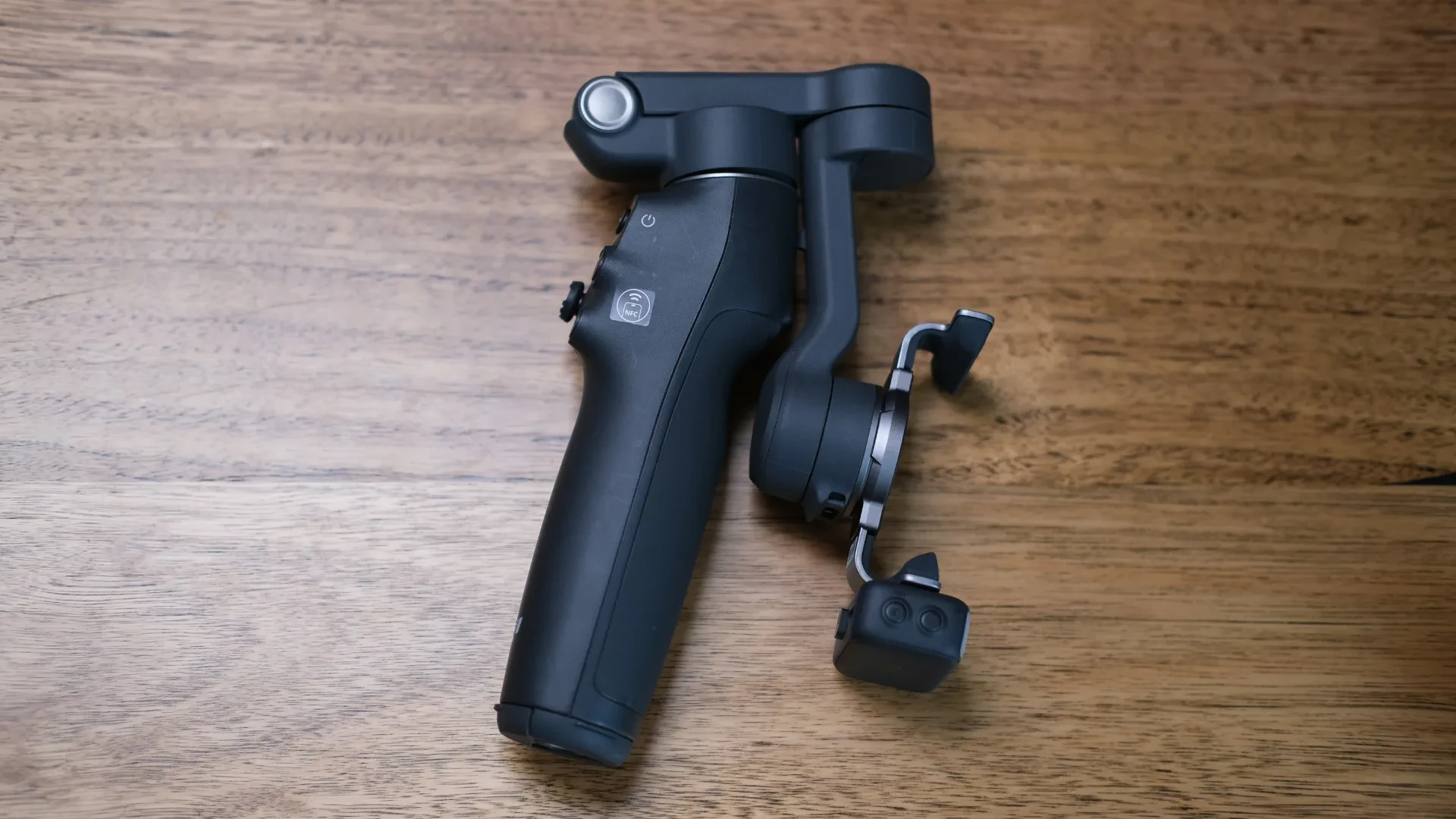 dji-osmo-mobile-8-review-a-phone-gimbal-for-content-creators_pmsp.2496.webp