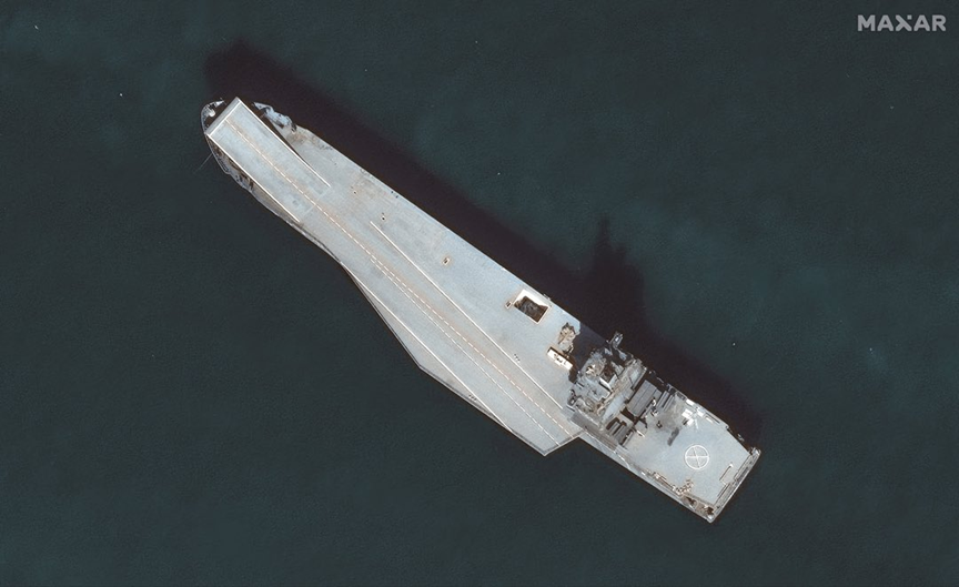 Shahid Bagheri - ‘tàu sân bay’ độc nhất phi đối xứng của Iran trước gọng kìm Hải quân Mỹ