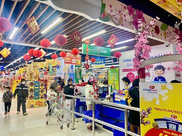 Hàng Tết: Cuộc chơi nghìn tỉ và canh bạc dự trữ với công nghệ AI 