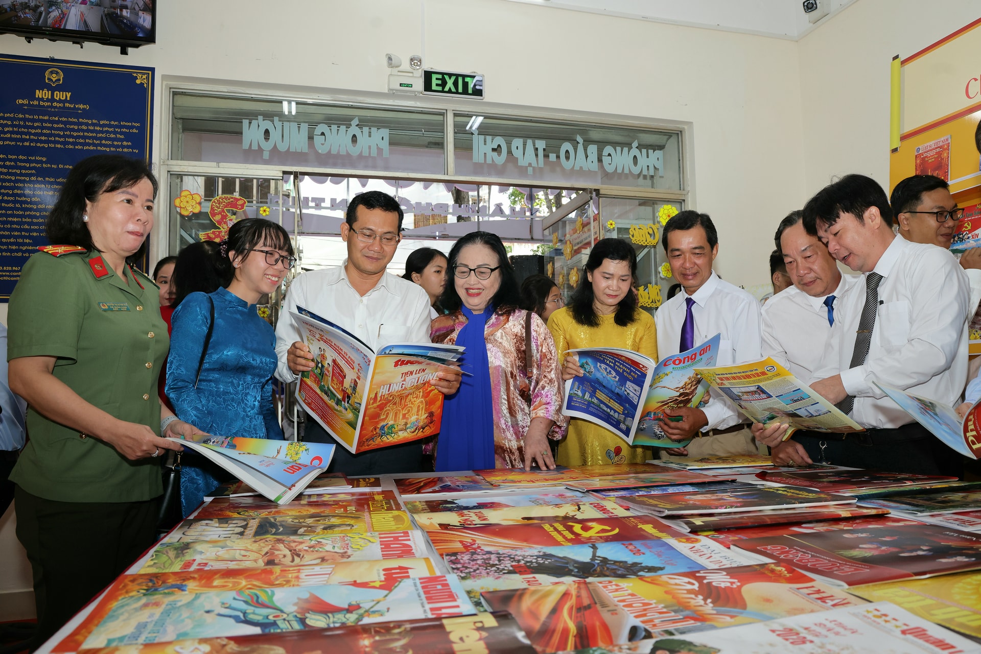 hoi bao 1