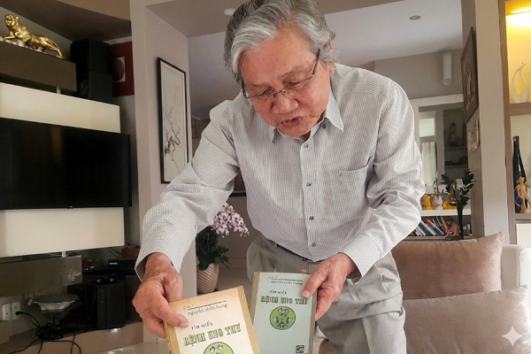 giao-su-nguyen-chan-hung-nguoi-thoi-hon-van-chuong-vao-cuoc-chien-chong-ung-thu-hinh-anh 1