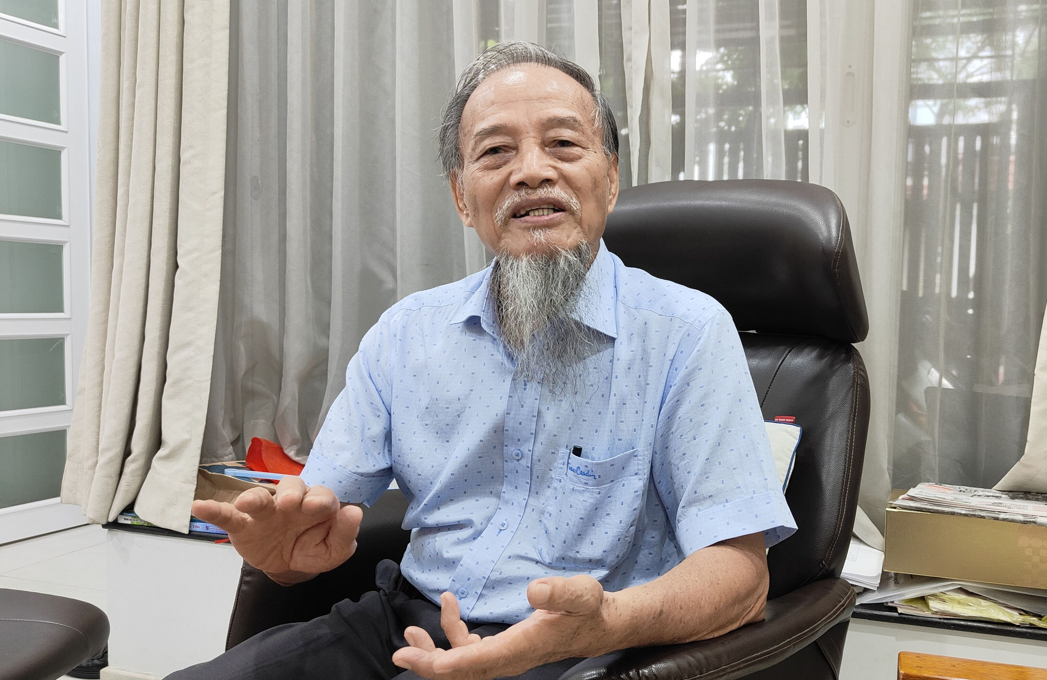 'Đừng cố giấu sai lầm cũ bằng cách tạo ra sai lầm mới' 