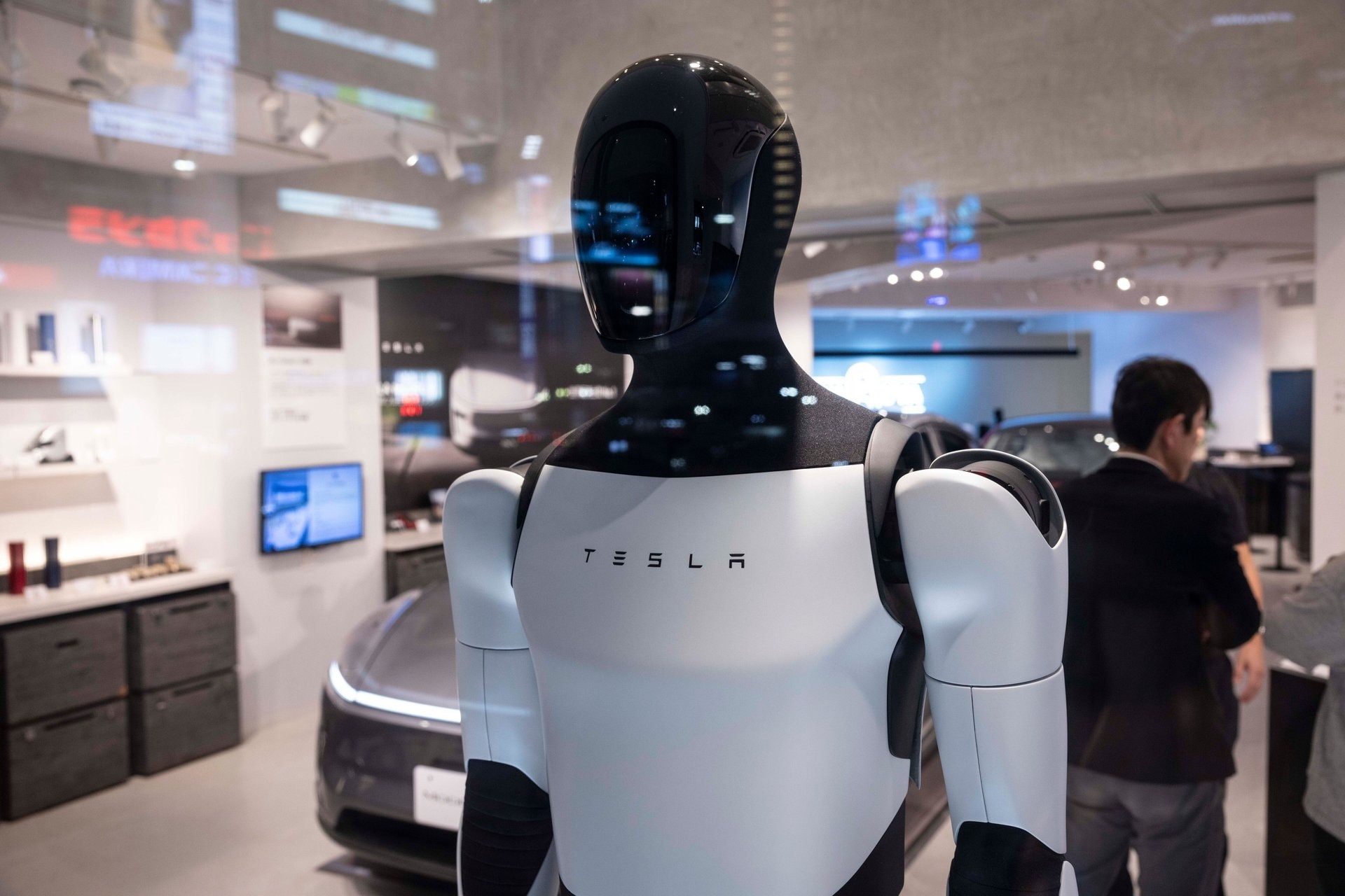 tesla.jpg