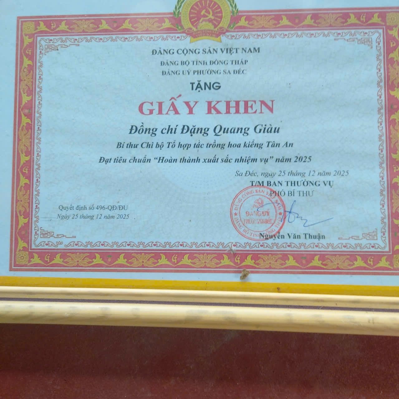 QUANG GIÀU 8