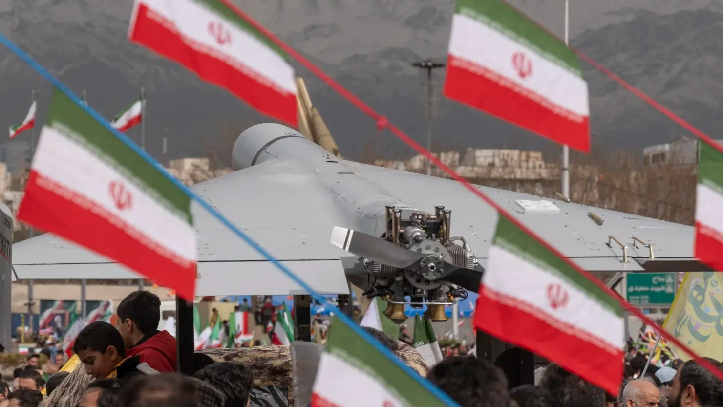 ‘Tên lửa hành trình của người nghèo’ định hình cách Iran đáp trả Mỹ - Israel (1)