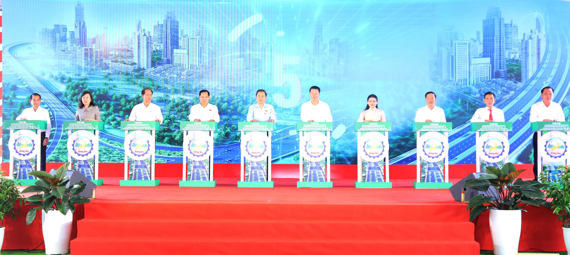 z7588867355782_1e09cadcad283d81676b4be783022e15.jpg