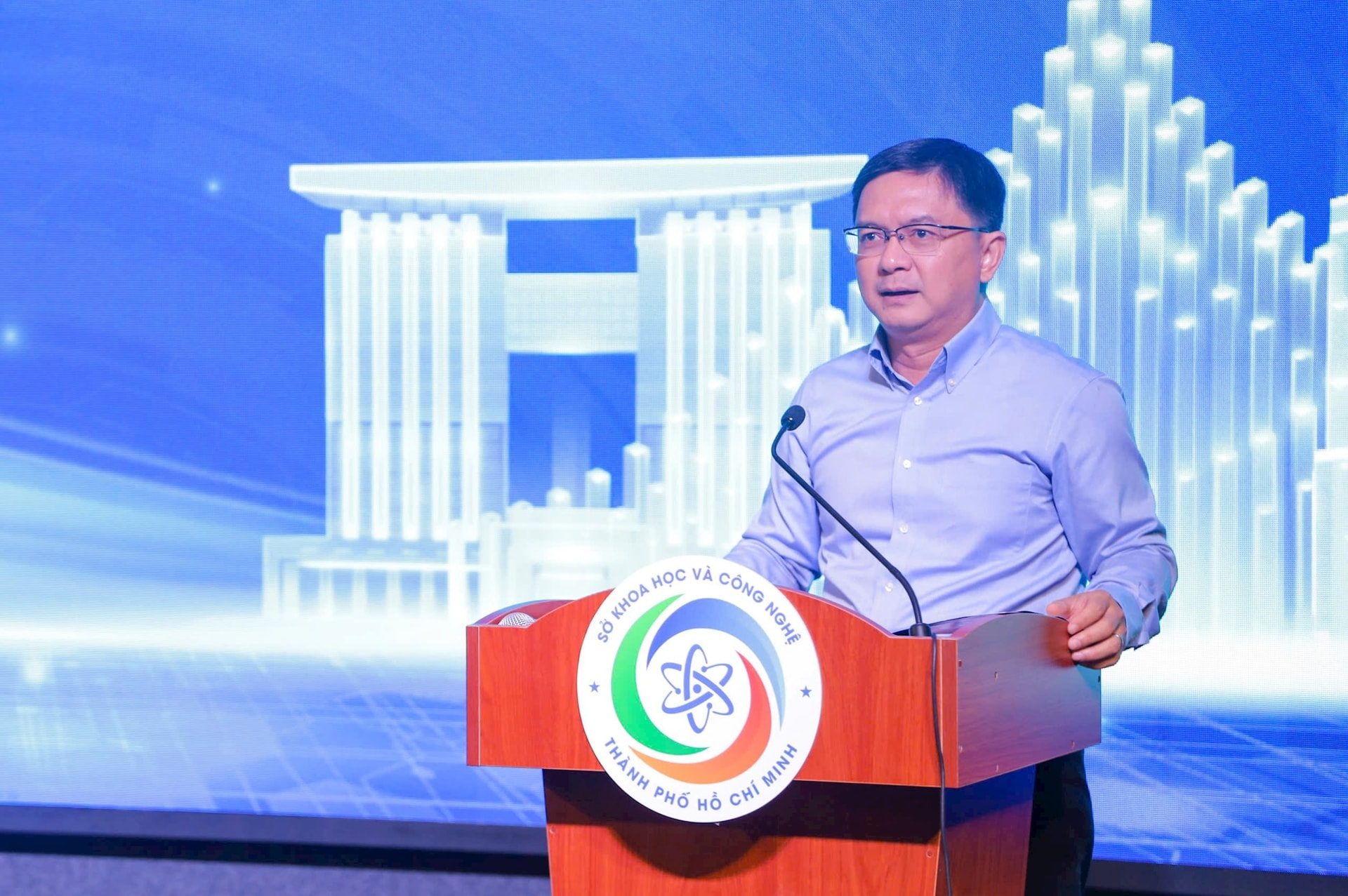 ong-nguyen-manh-cuong.jpg