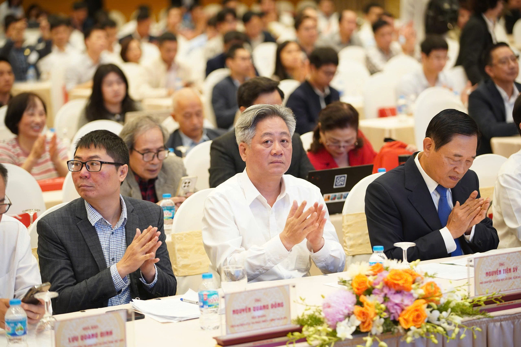 nguyen-quang-dong.jpg