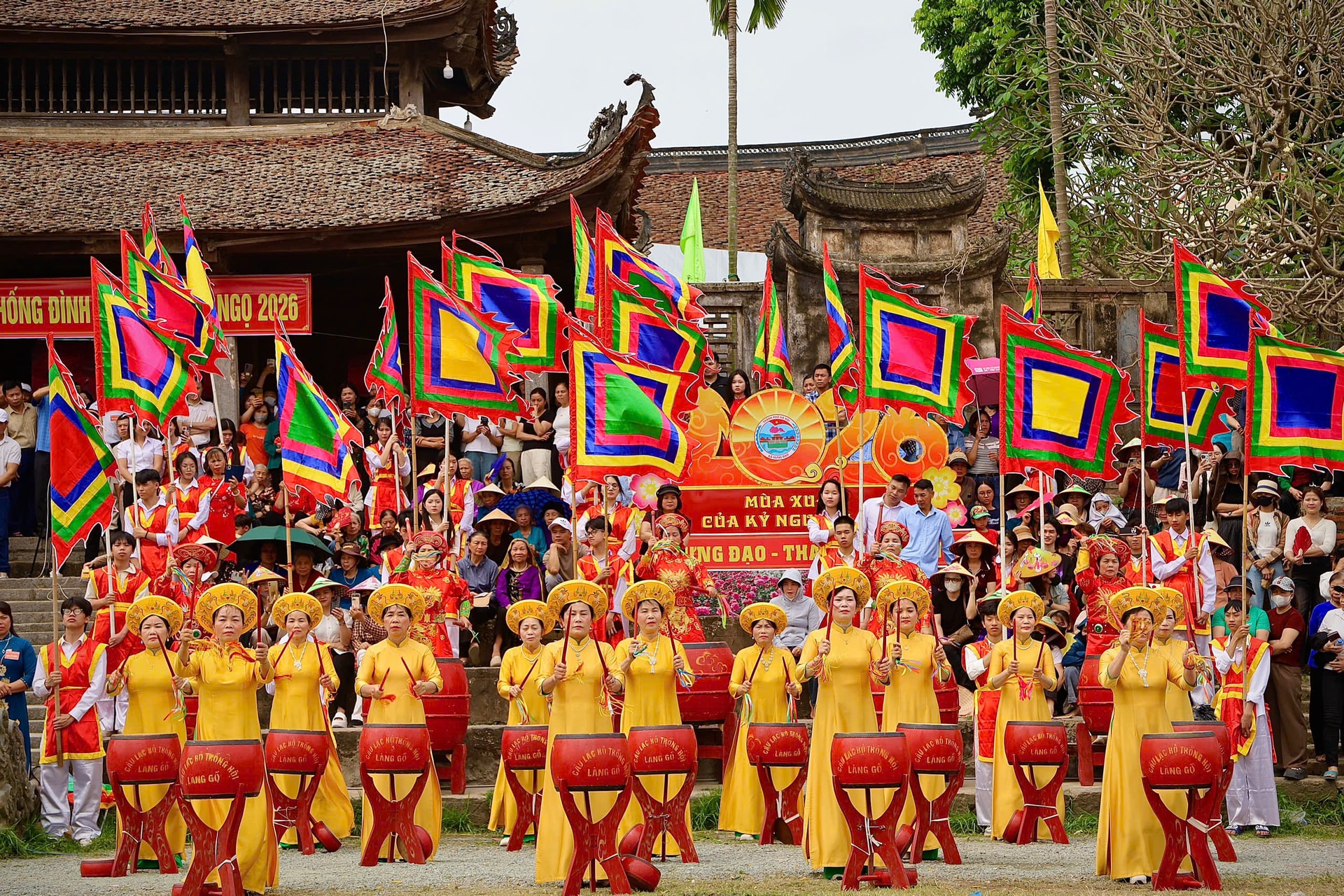 lanhdao3.jpg