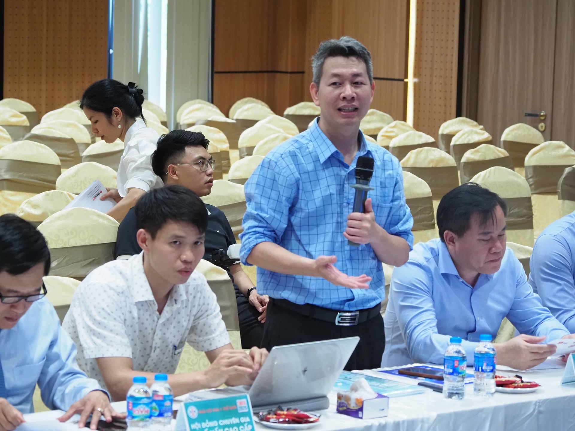 Ông Nguyễn Huy Du - Đại diện ban tổ chức giải đấu phát biểu tại chương trình chiều nay 27.3.