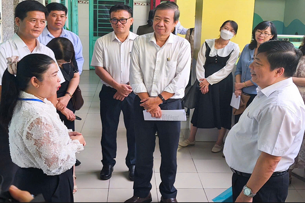 pgs-nguyen-vu-trung-ai-nghin-ty-se-vo-dung-neu-du-lieu-la-oc-dao-hinh-anh 1