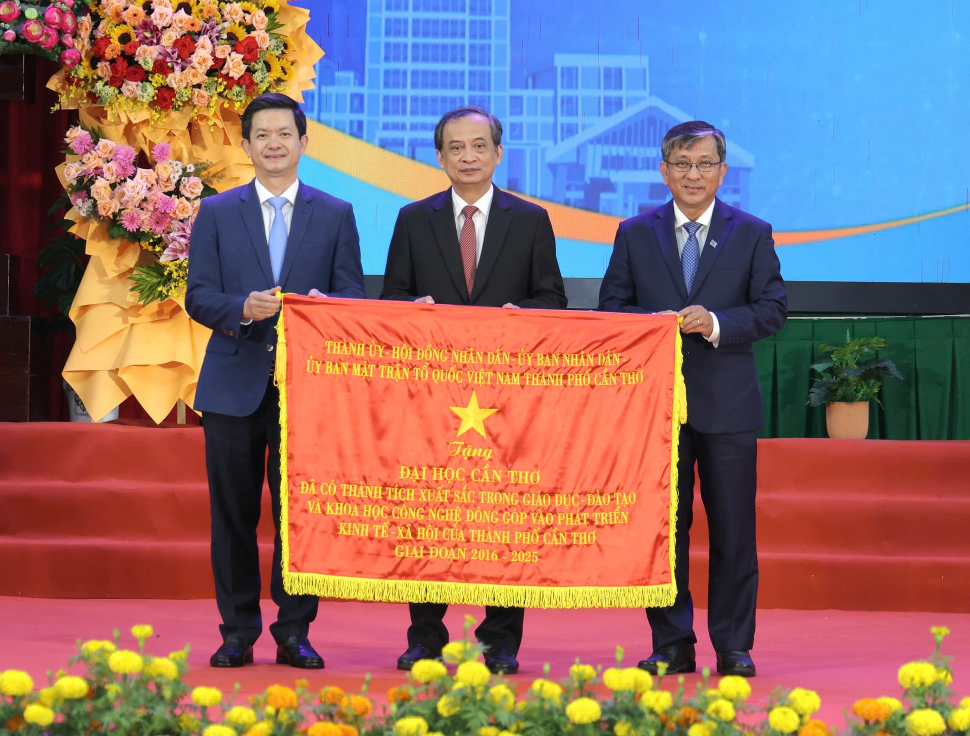 Đại học Cần Thơ - trụ cột khoa học công nghệ của ĐBSCL 