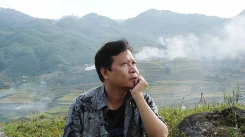 ho-anh-thai-1770762134435321374101-0-0-437-700-crop-17707622153951212951782.jpg.webp