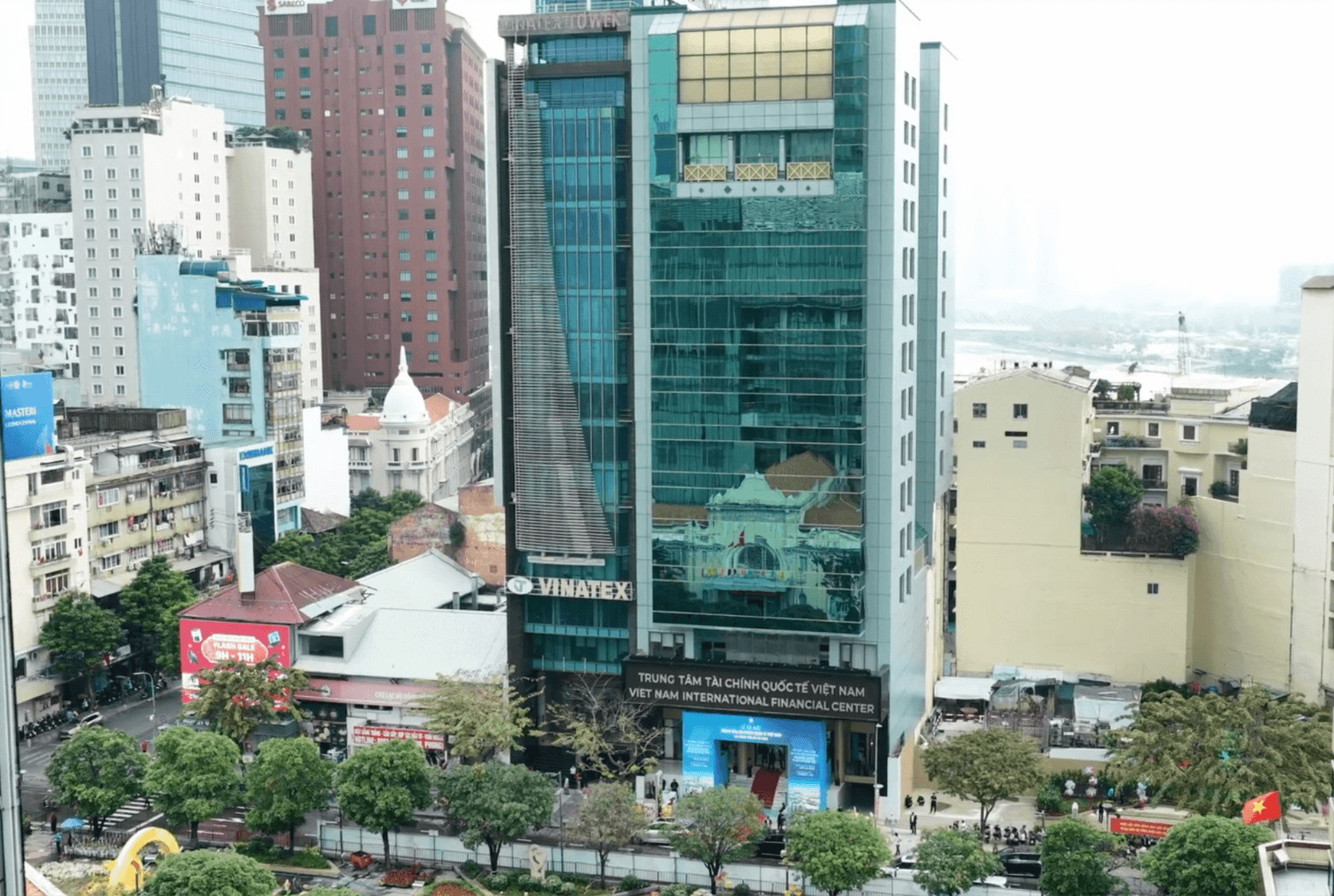 Trụ sở Trung tâm tài chính quốc tế Việt Nam tại TP. Hồ Chí Minh