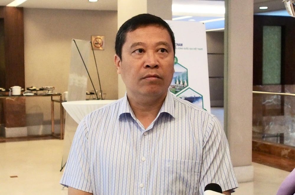 Đại diên công ty May 10
