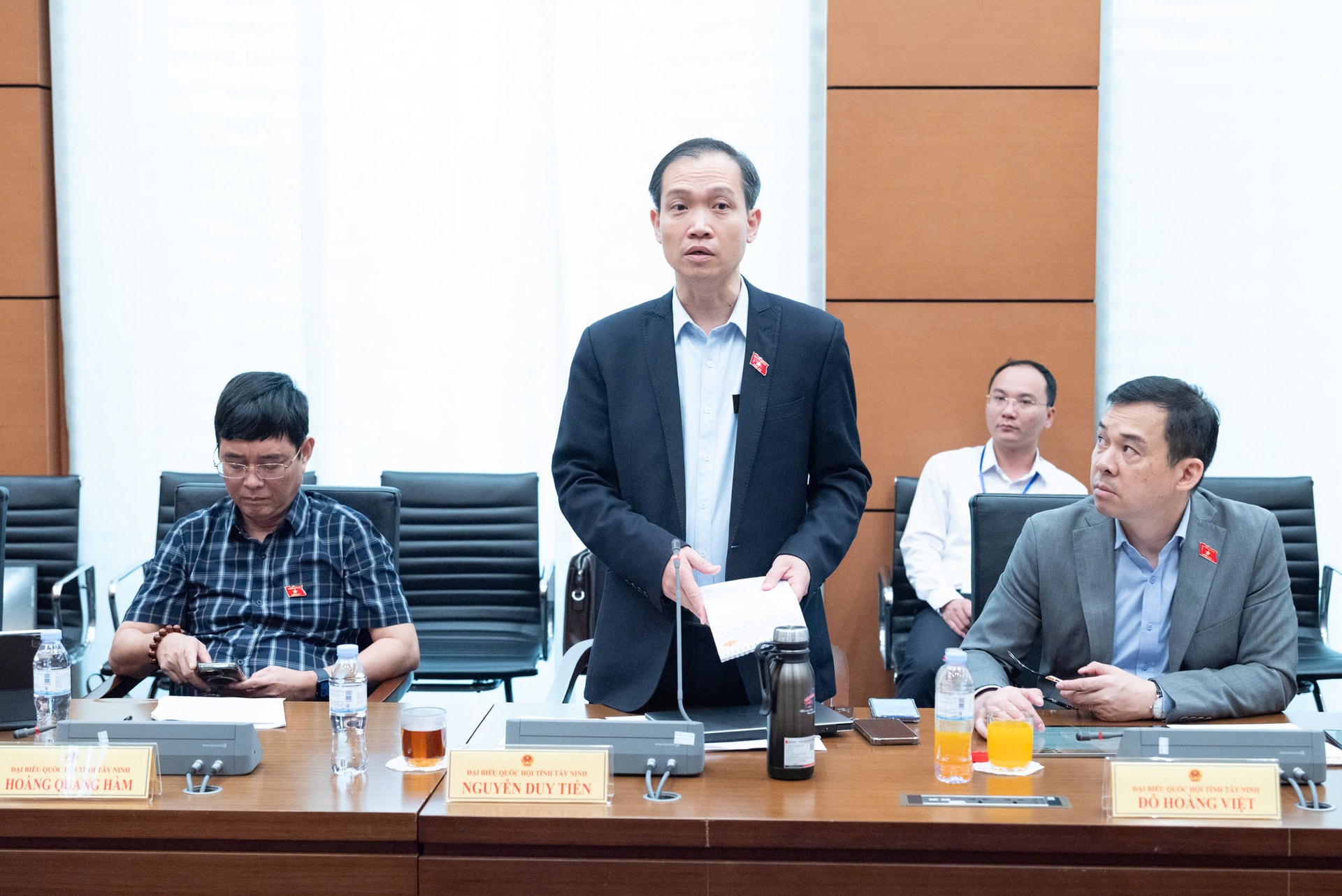 huy tiến - tiếp cận thông tin