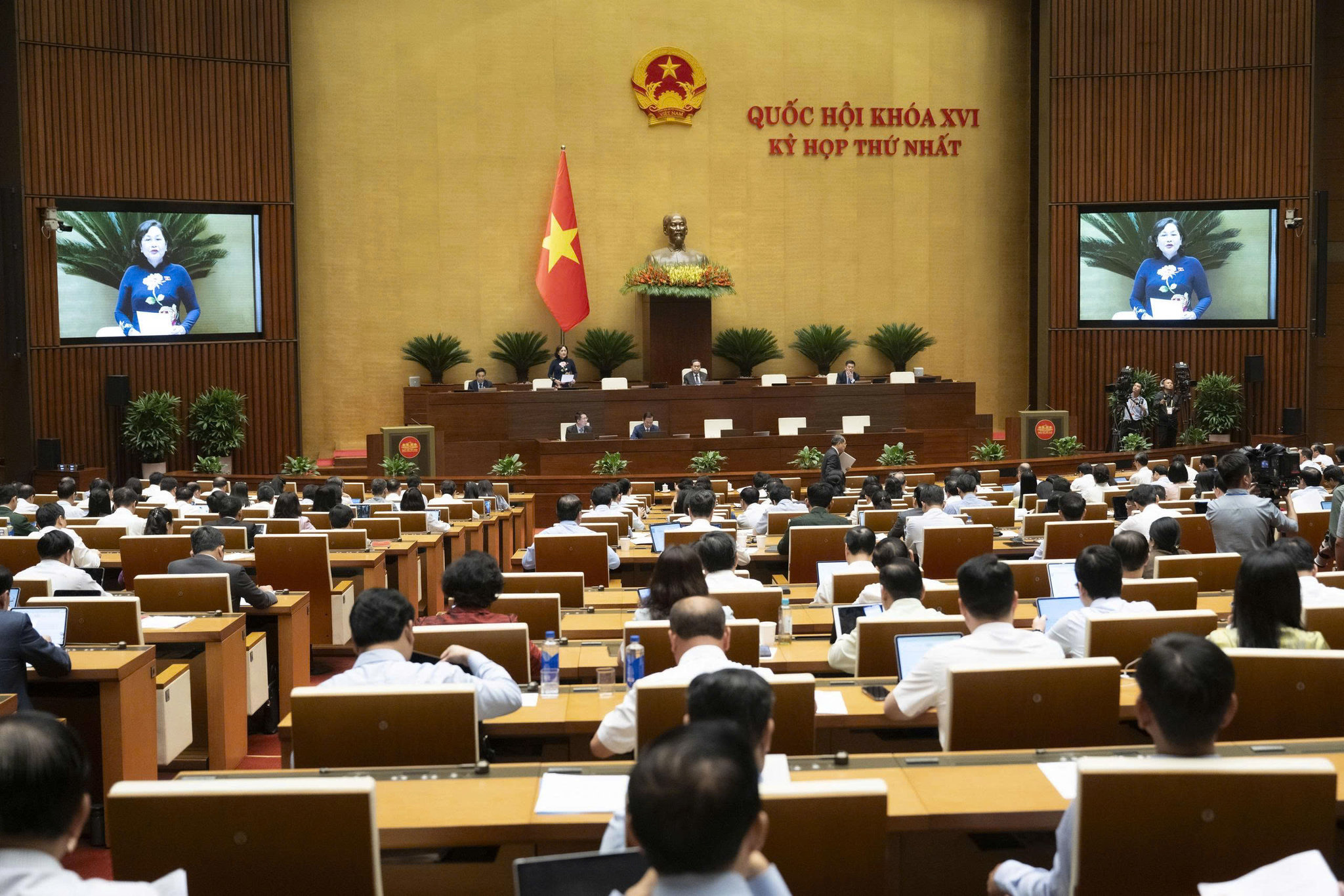 phát triển kinh tế