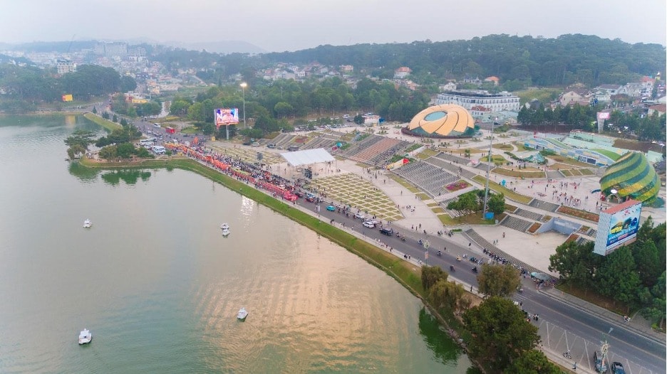 lansurong1.jpg