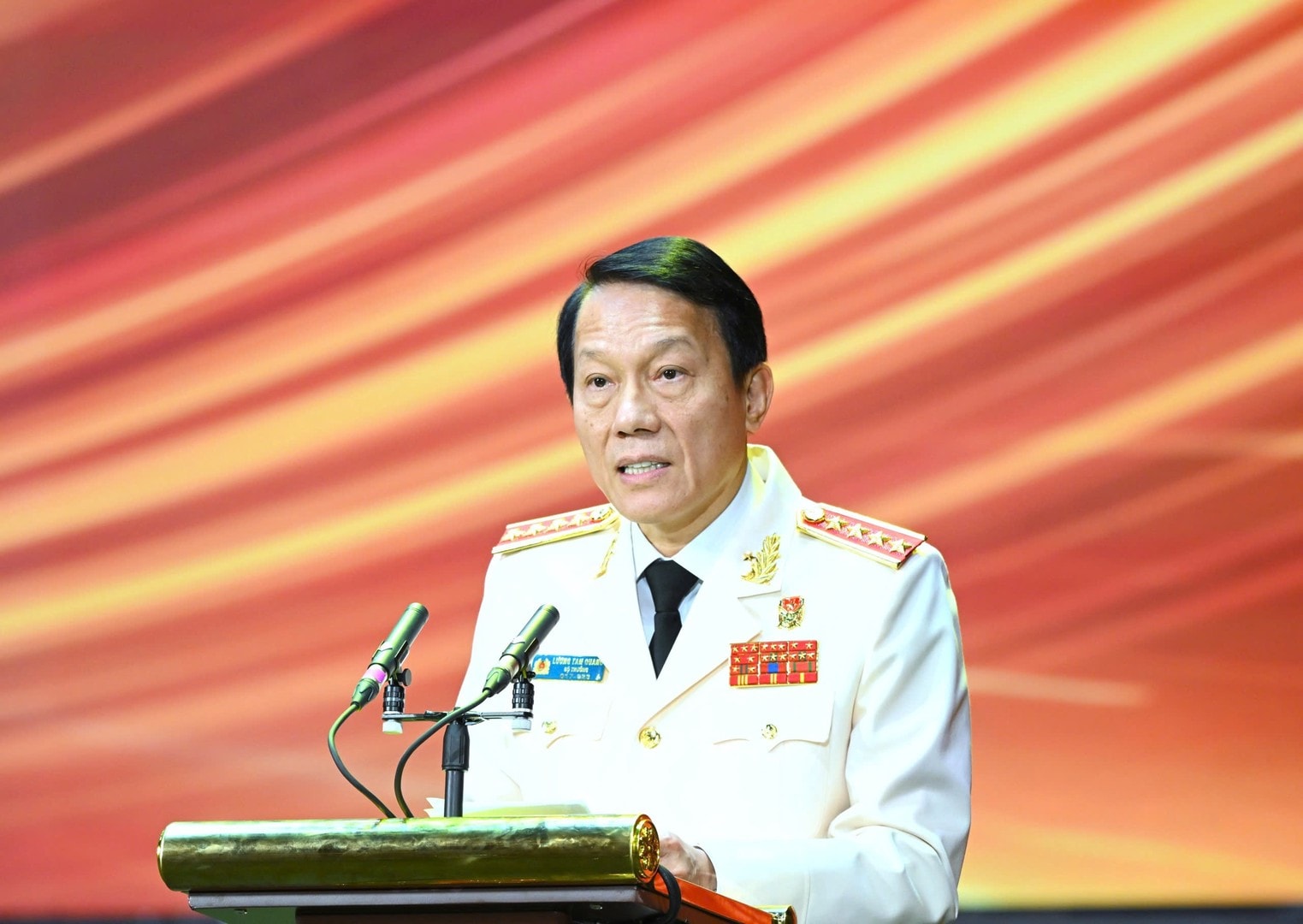 lương tam quang