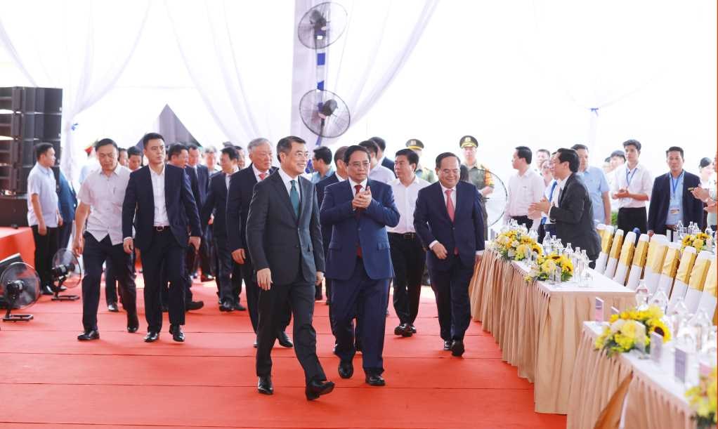 12042026dunghởi công Dự á12