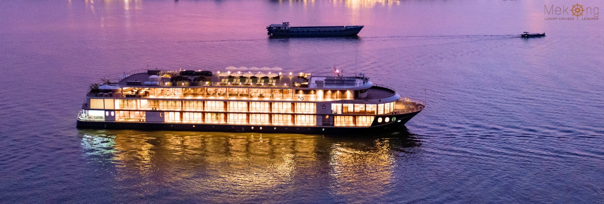 charming-victoria-mekong-cruise-by-night-.jpg