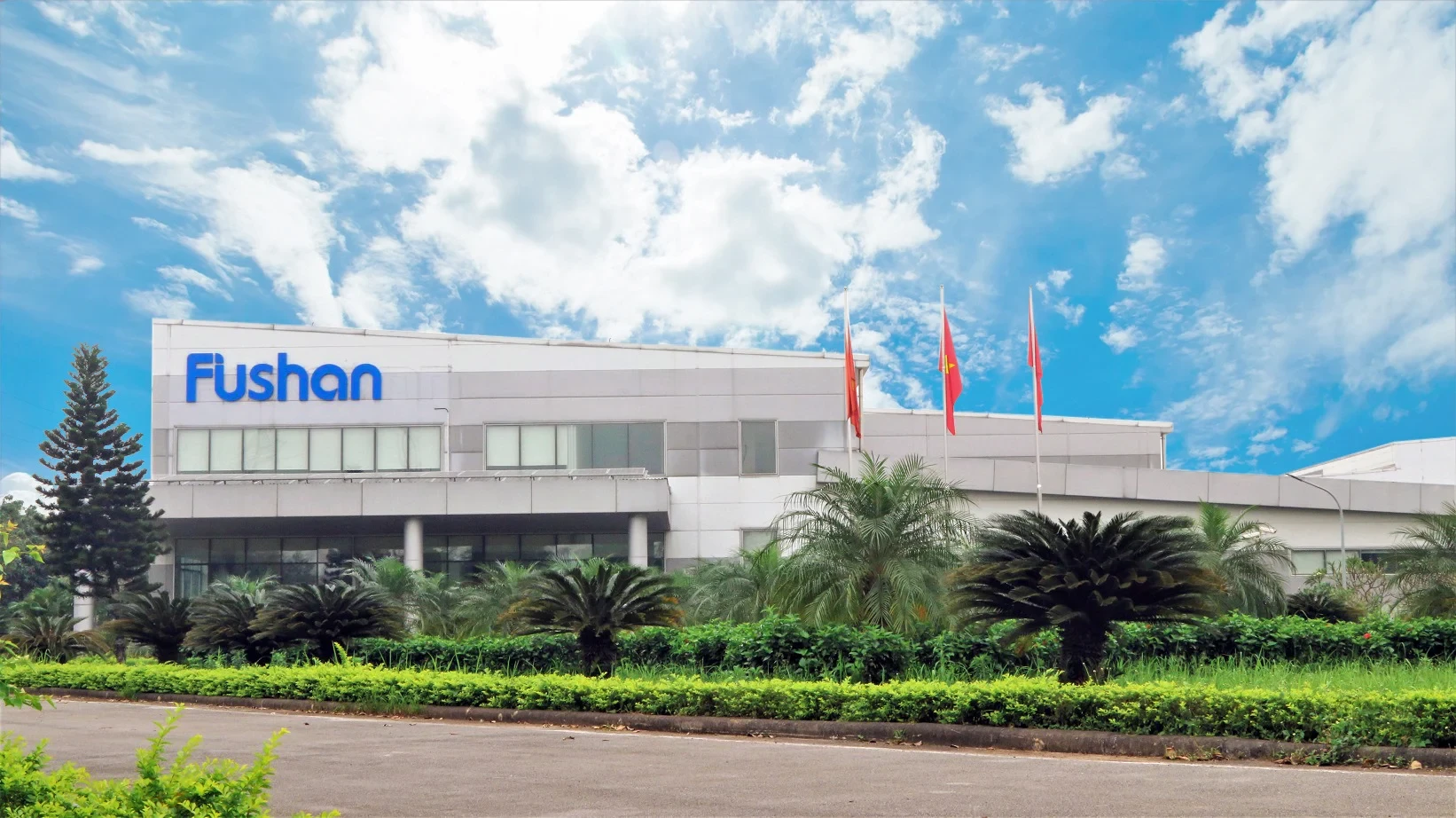 sản xuất robot hình người