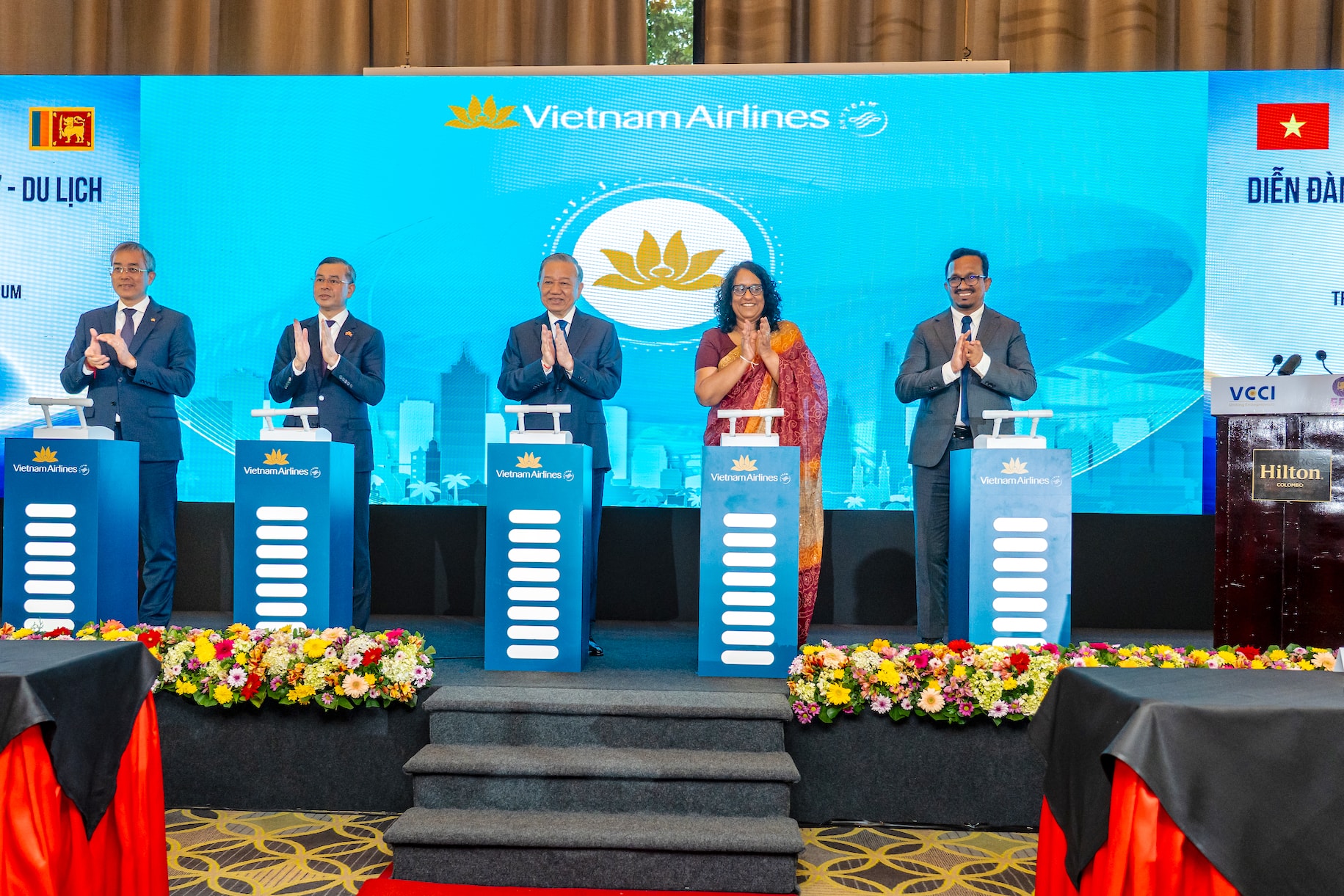 2. Vietnam Airlines tăng cường kết nối giữa Việt Nam với khu vực Nam Á, mang đến thêm lựa chọn thuận tiện cho hành khách, đồng thời góp phần thúc đẩy giao lưu kinh tế, văn hóa và du lịch giữa hai quốc gia