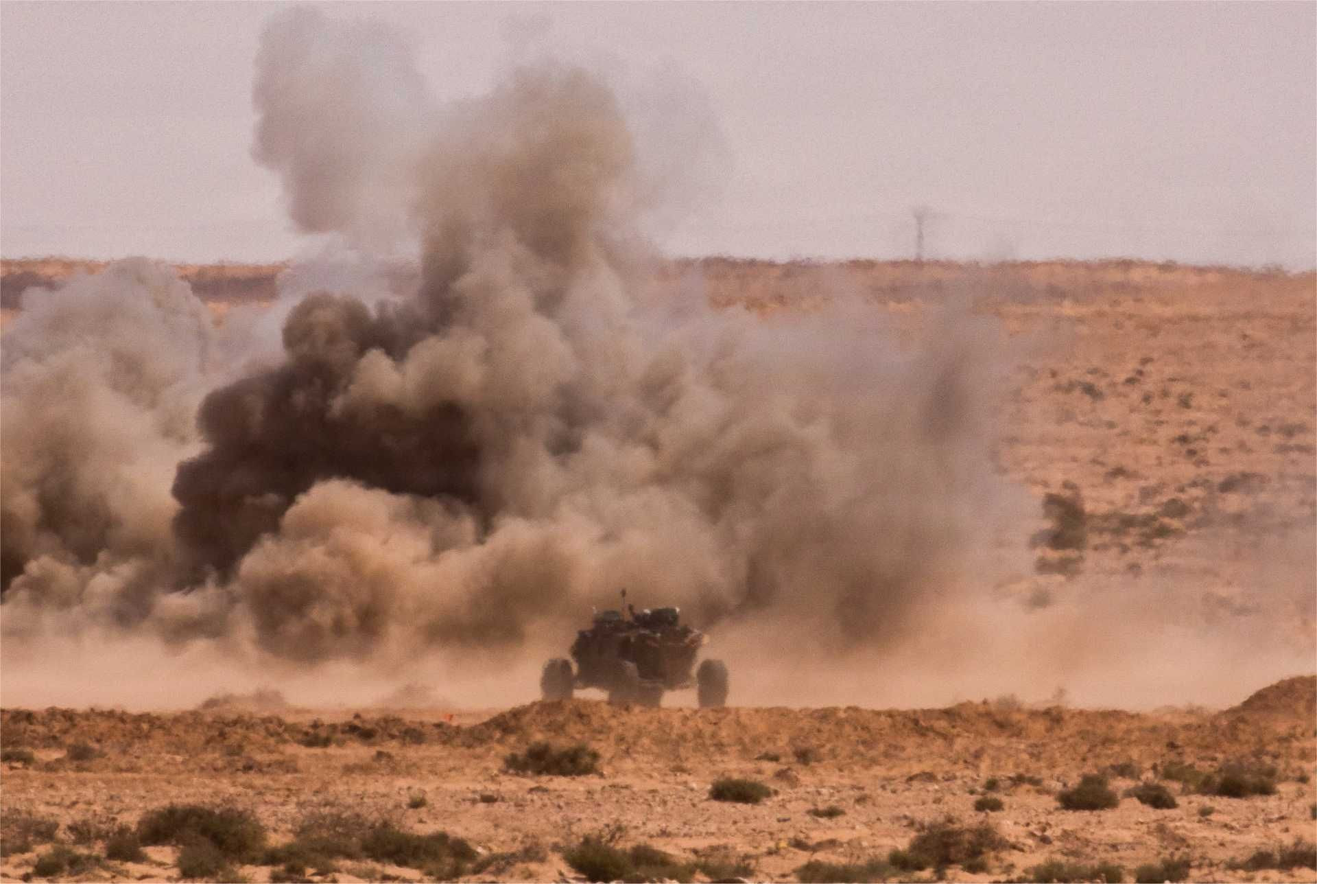 www.armyrecognition.com-templates-yootheme-cache-27-_u.s._army_uses_ground_robots_and_combat_vehicles_in_first_assault_warfare_test_in_morocco_1920_001-27bf6651.jpeg