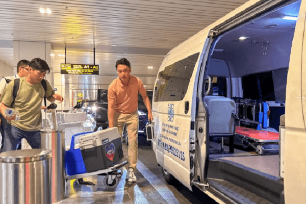 Hành trình 1.700 km ghép tim cứu chàng trai 23 tuổi tại TP.HCM 