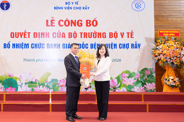 tan-giamdoc-benh-vien-cho-ray-co-mo-toi-cung-khong-nghi-minh-lam-giam-doc-hinh-anh.png