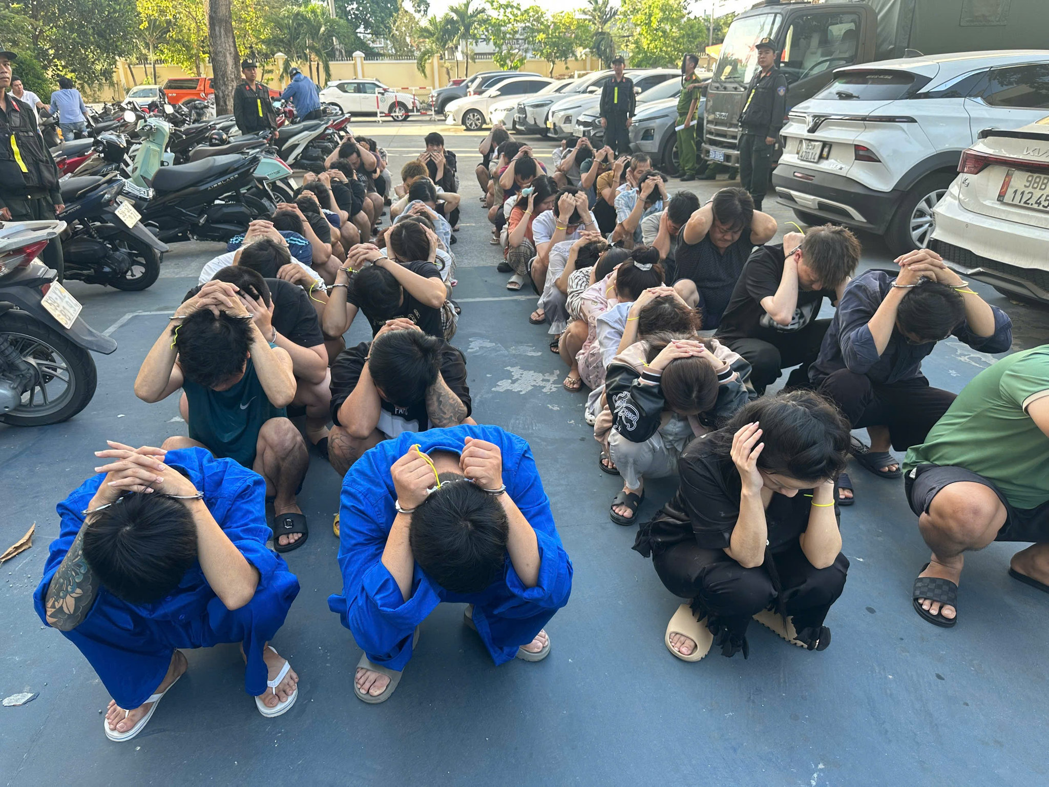 Các đối tượng bị bắt giữ
