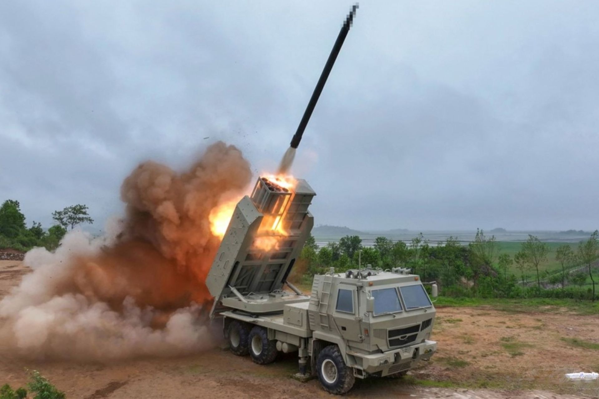 www.armyrecognition.com-templates-yootheme-cache-93-_north_korea_tests_low-altitude_tactical_cruise_missile_designed_to_penetrate_south_korean_defenses-935e7f6a.jpeg