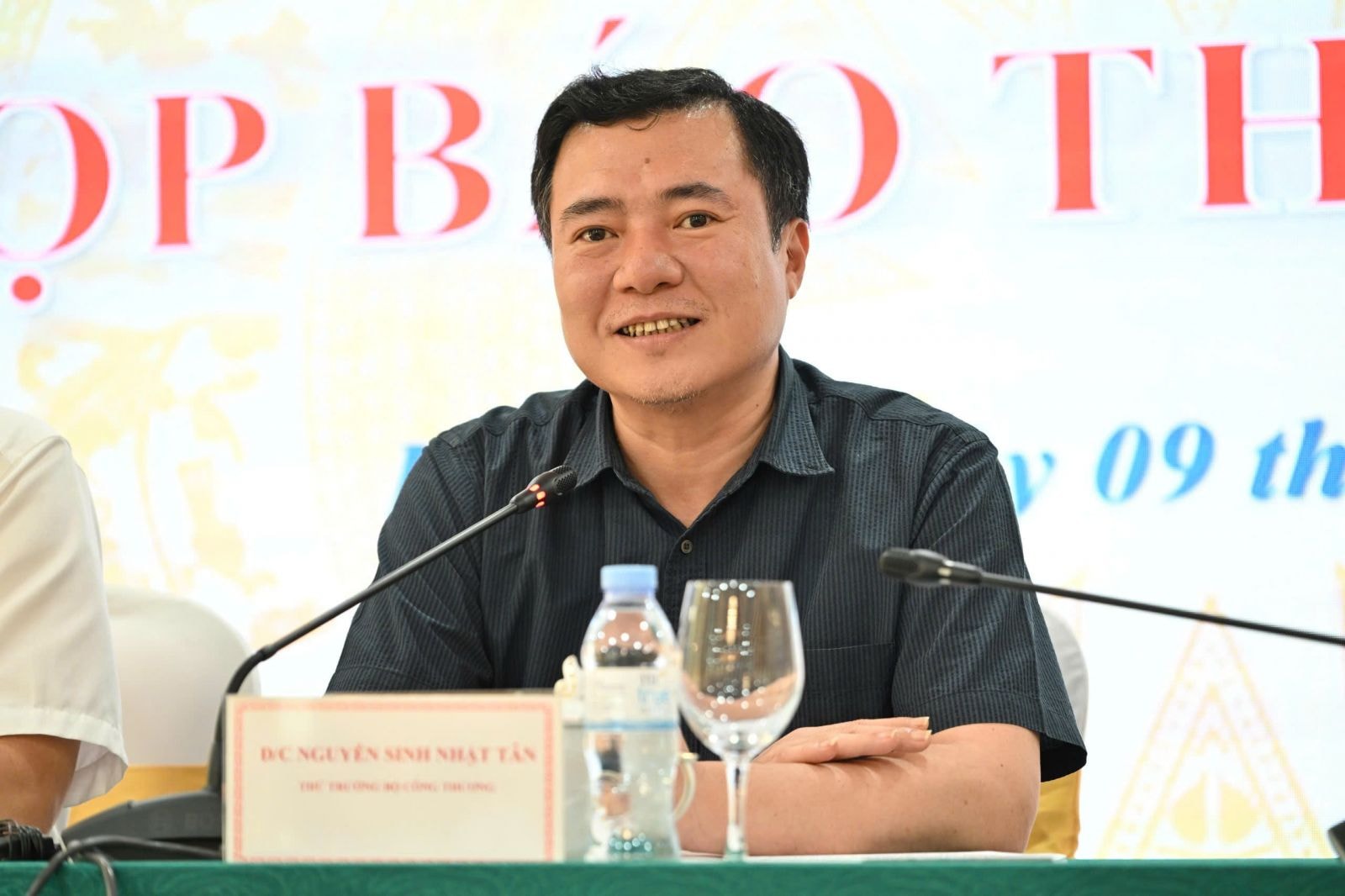 tttan_1d81e.jpg