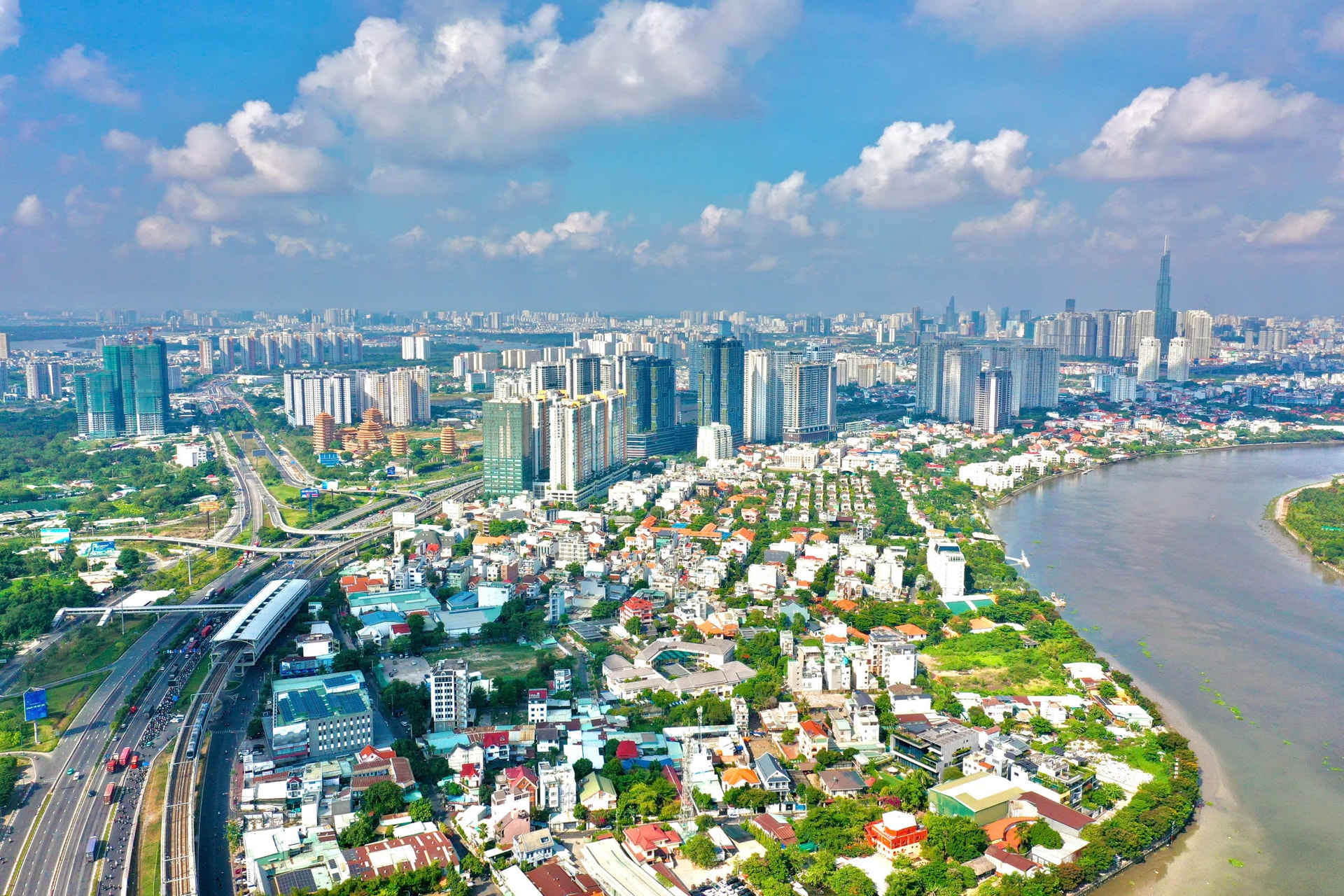 Một góc siêu đô thị TP.HCM nhìn từ trên cao (khu vực phường Thủ Đức). Ảnh: Hoàng Quân.
