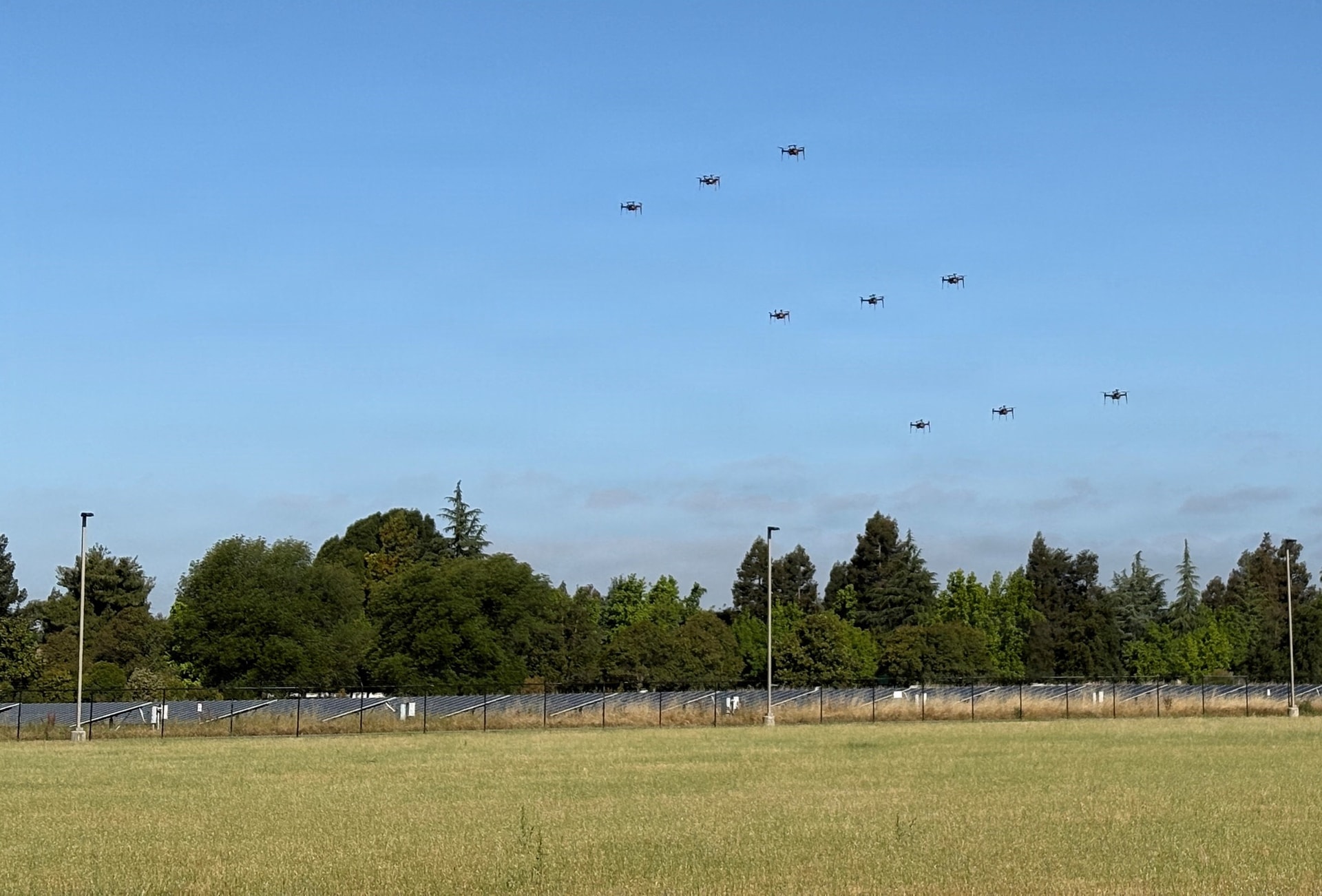 www.africom.mil-img-36599-cover-_africom-advances-drone-swarm-defense-system-in-second-field-test.jpg