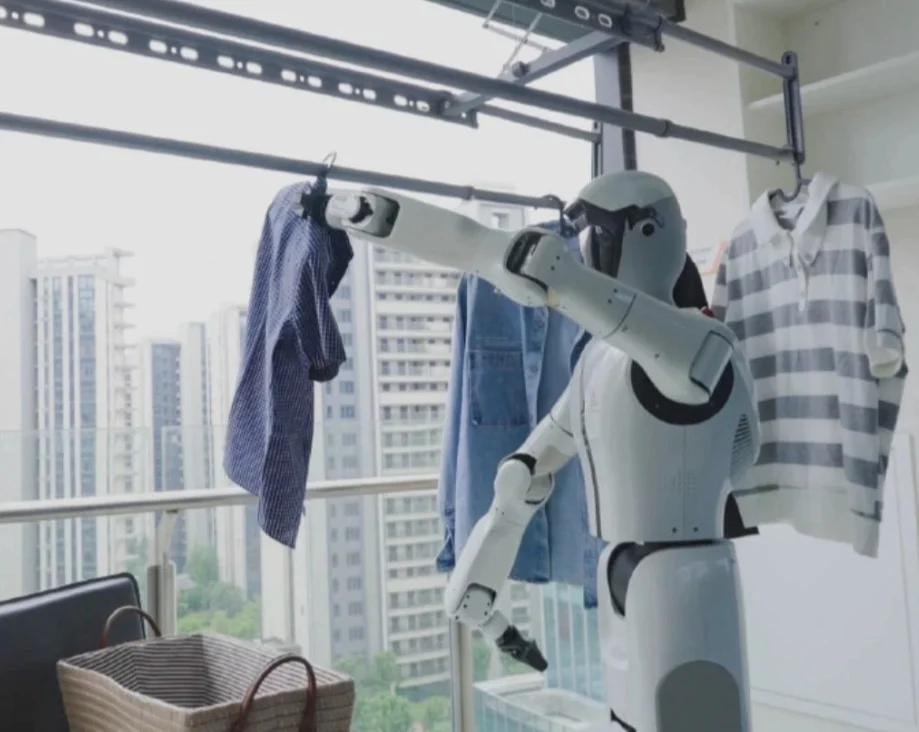Tiểu Quang được định vị là robot gia đình đa năng.